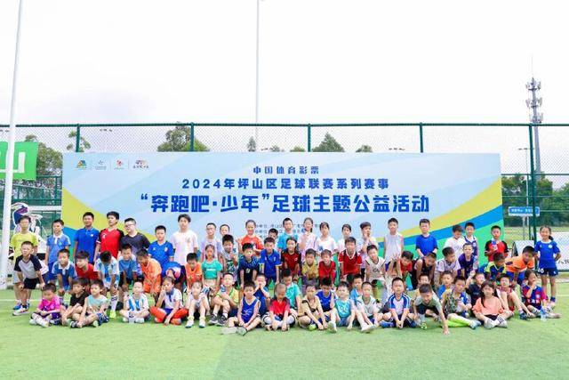 前英超球星对曼联放弃埃德森表示不解，称其能力毋庸置疑